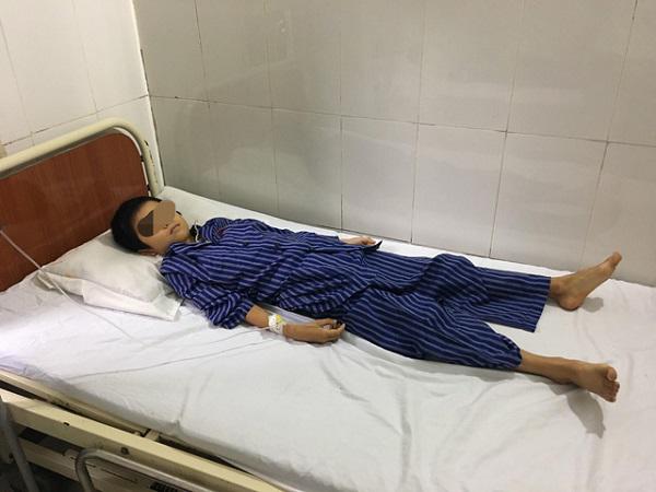Em bé ngộ độc do phẩm màu trong xôi