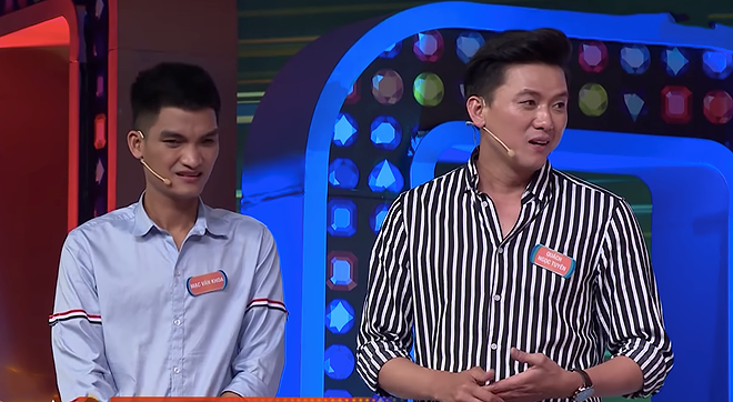 Mạc Văn Khoa và Quách Ngọc Tuyên trong chương trình.  