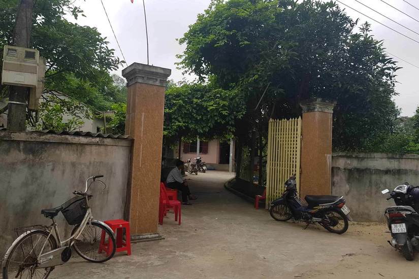 Ngôi nhà xảy ra sự việc.