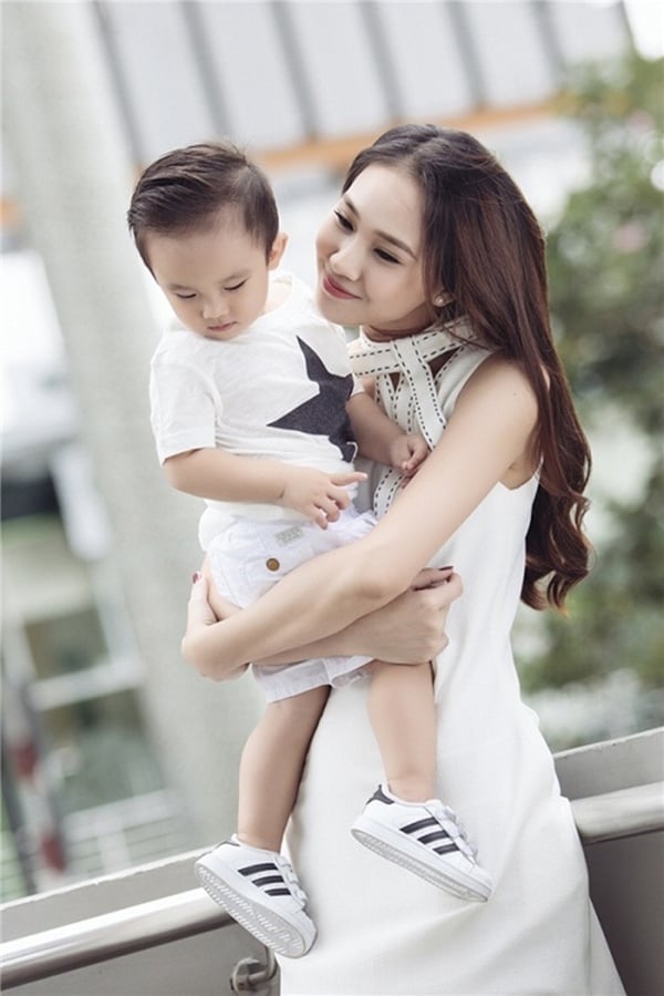 Thanh Trúc xinh đẹp năng động
