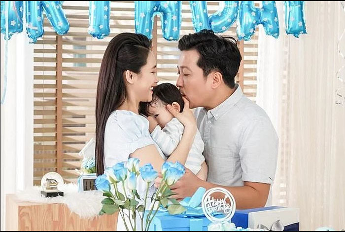 Nhiều lời đồn đoán cho rằng Nhã Phương đã sinh con cho Trường Giang.  