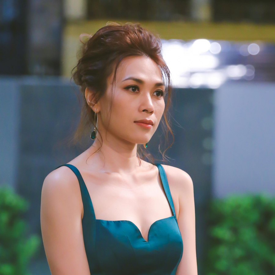 Những đường nét trên gương mặt nữ ca sĩ vẫn rất trẻ trung.