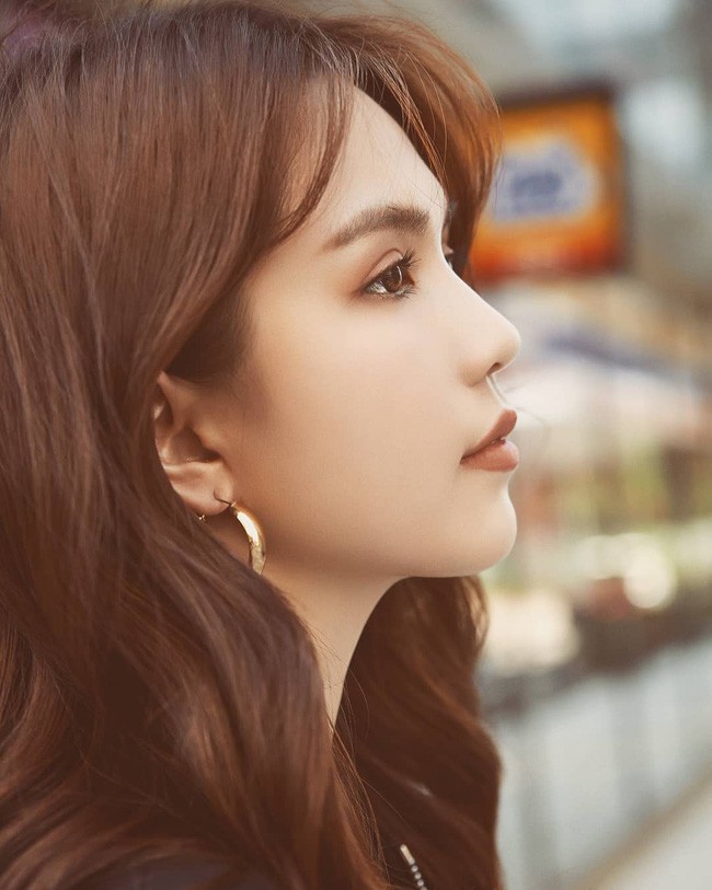 Ngọc Trinh tiết lộ chỉ muốn yêu một người bình thường.    