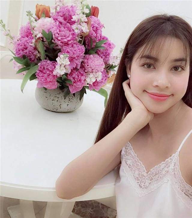 mac-hang-hieu-long-lon-xua-roi-gio-chi-mac-do-ngu-ma-van-dep-nhu-pham-huong-moi-la-hot-trend-4-1555648532-855-width640height726