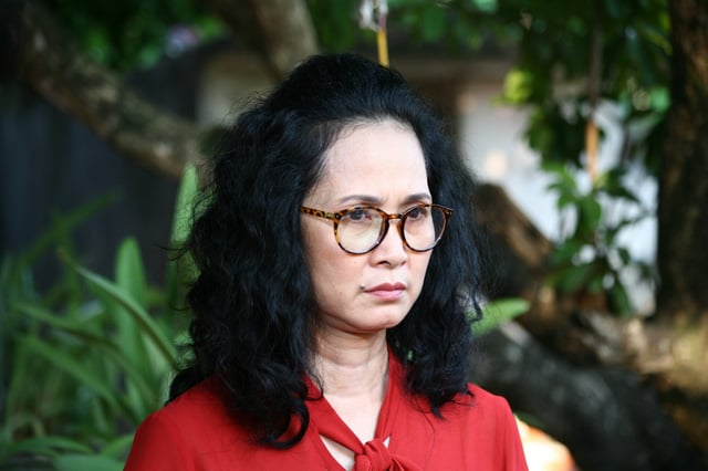 mẹ chồng ánh mắt hung dữ thường đòi hỏi cao ở con dâu