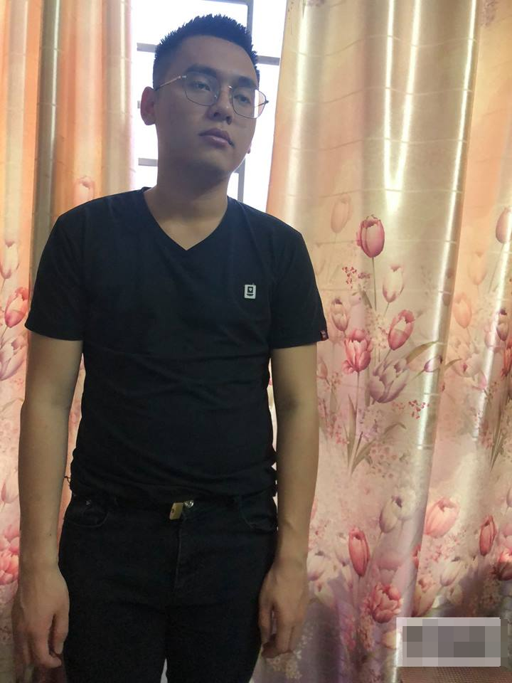 Nhìn hình ảnh anh chồng thẫn thờ mà dân mạng cười 