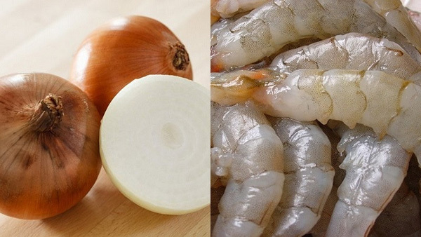 Hành tây không nên kết hợp với tôm cá