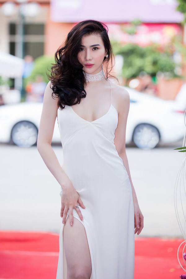 Siêu mẫu Ngọc Thạch