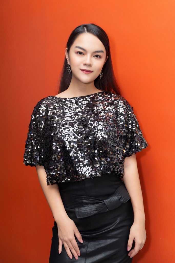 Nhan sắc mẹ 2 con của Phạm Quỳnh Anh khiến nhiều người suýt xoa.    