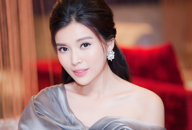 Lúc ba sắp mất, mâu thuẫn giữa Hà và mẹ gần như không thể hóa giải được vì rất nhiều chuyện.    
