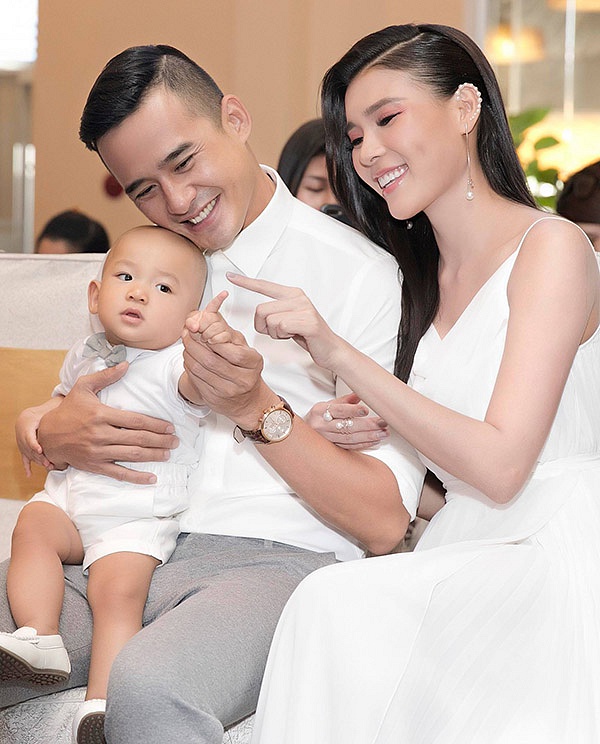 Thúy Diễm khiến nhiều người ngưỡng mộ vì đã lấy lại vóc dáng thon thả sau sinh rất nhanh.    