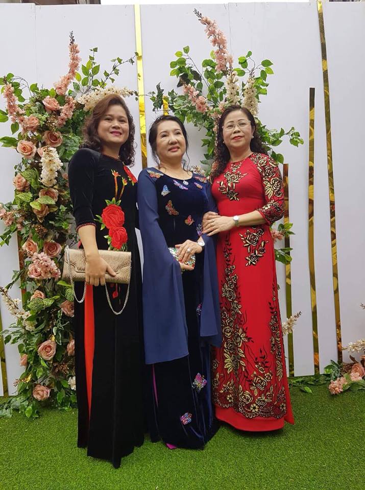 Hình ảnh được mẹ Đàm Thu Trang dùng làm ảnh đại diện và ảnh bìa trên trang cá nhân.