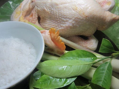 gà hấp lá chanh ăn thơm ngon ngọt thịt