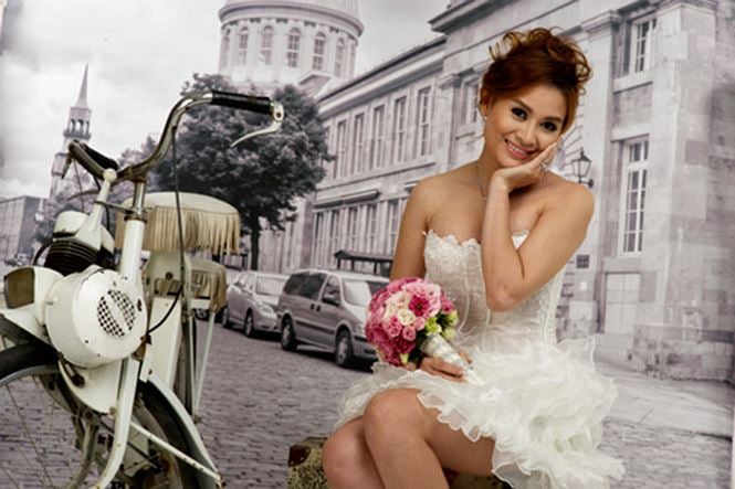 Được biết, Kim Loan sinh ra ở trong một Shbet111 slot, casino, thể thao, xổ số 7 anh chị em, gốc Huế. Cô kết hôn lúc 31 tuổi và danh hài Hồng Tơ bước sang tuổi 54. Hồng Tơ thổ lộ, anh từng nói dối vợ về tuổi thật của mình vì sợ chênh lệch quá nhiều.  