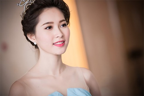 Người cổ dài tính cách yếu mềm