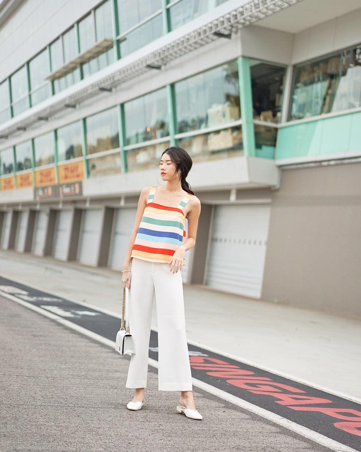 Ngắm style của cô nàng này, ai nấy đều cảm thấy mùa hè rực rỡ ngập tràn sắc màu đang đến gần hơn bao giờ hết.