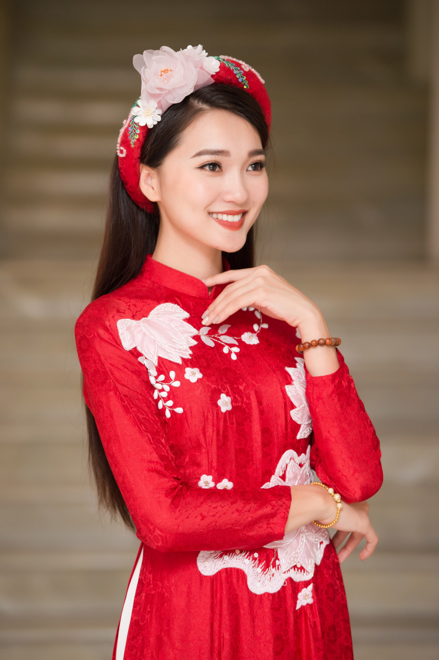 Sự kiện còn có sự xuất hiện của người đẹp Ngọc Nữ.    