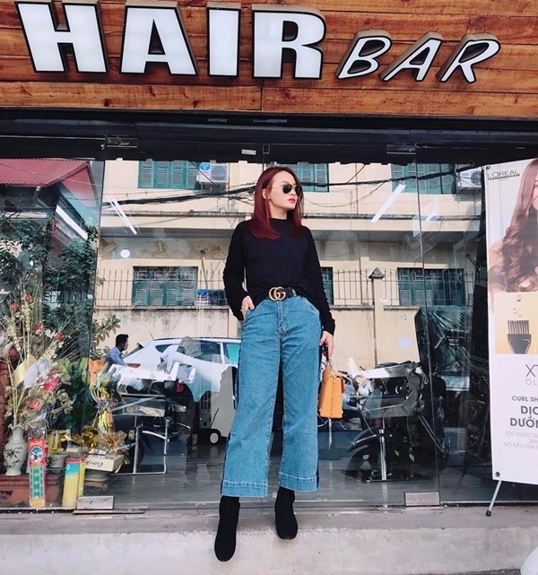 Ngòai ra, Bảo Thanh cũng là một tín đồ của hàng hiệu. Nữ diễn viên sở hữu kha khá món đồ hiệu đắt tiền.    