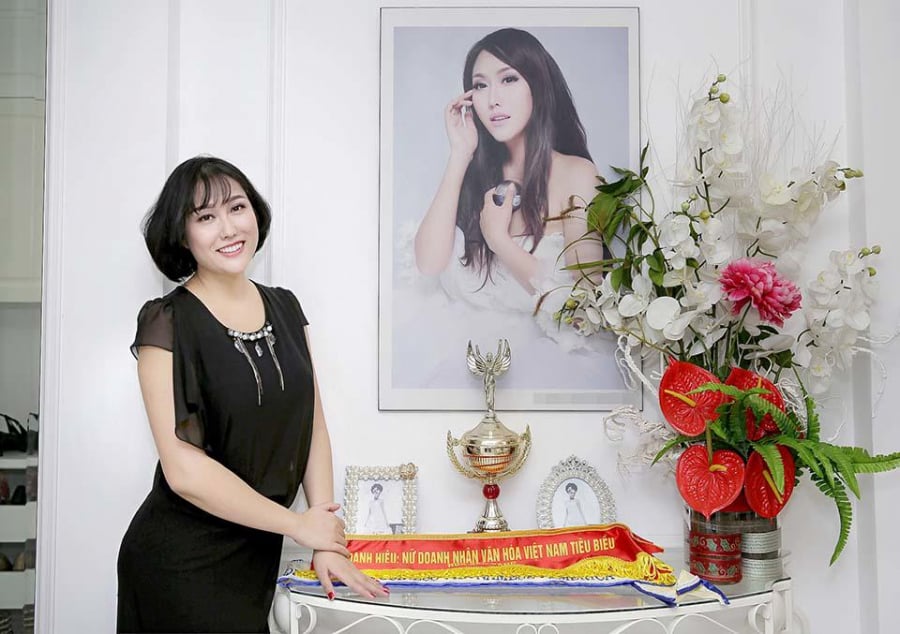 Phi Thanh Vân hiện giờ làm mẹ đơn thân và một doanh nhân thành đạt