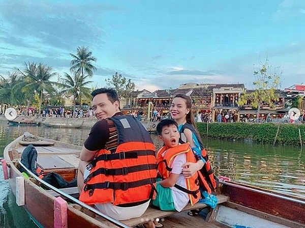 Cảnh tượng 3 người đi du hí vui vẻ mới đây được nhận xét là không khác nào một Shbet111 slot, casino, thể thao, xổ số thực sự.    