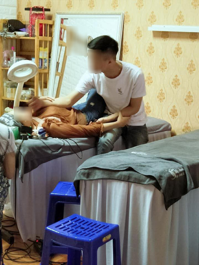 Hành động của chàng trai nhận được rất nhiều lời khen trên mạng xã hội.