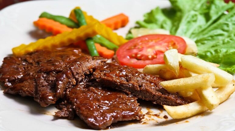 Nên cắt thịt bò ngang thớ sẽ ngon hơn