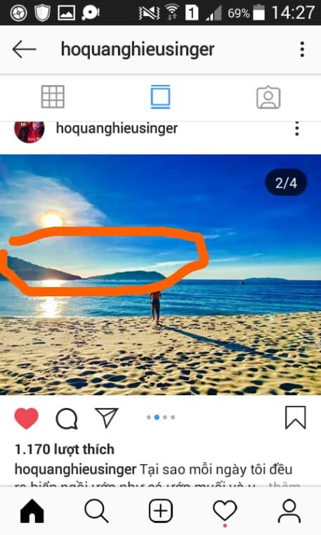 Ngọn núi phía xa và sàn nhà trong những hình ảnh hai ca sĩ đăng tải khá giống nhau.    