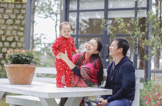 Đức An và Phan Như Thảo hạnh phúc bên nhau