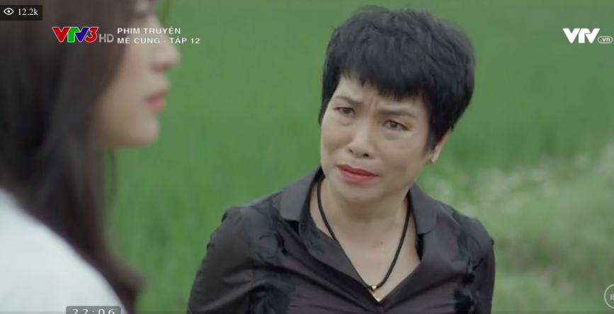 Mẹ kế mắng thẳng mặt Hoàng Thùy Linh là đồ bất hiếu.    