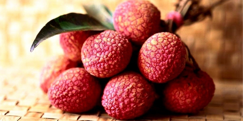 loi-ich-tuyet-voi-cua-trai-vai-doi-voi-suc-khoe-va-sac-dep1_800x400