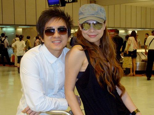 Thanh Thảo và Đan Trường khá thân thiết, gần gũi.    