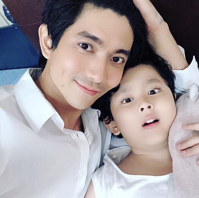 Hậu ly hôn, Tim dành phần lớn thời gian cho công việc. Anh tích cực tham gia vào các dự án phim, âm nhạc.    