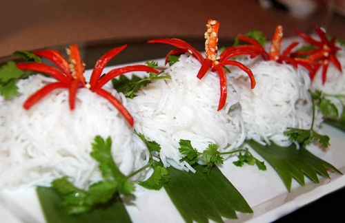 Bún chứa hàn the vị chua chua