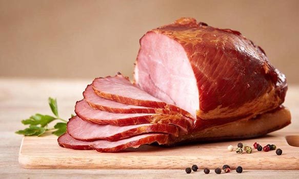 Thịt xông khói không nên cho trẻ ăn vào bữa sáng