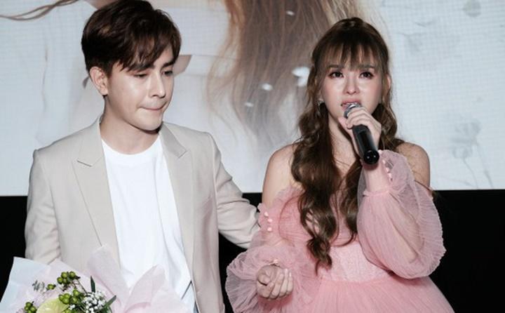 Thu Thủy cùng bạn trai chia sẻ đầy cảm động trong buổi ra mắt MV mới.    