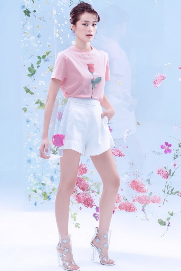 Hạ Vi cho biết hiện cô vẫn muốn tận hưởng Shbet16 chơi game trực tuyến riêng sau khi trải qua những chuyện không vui.  