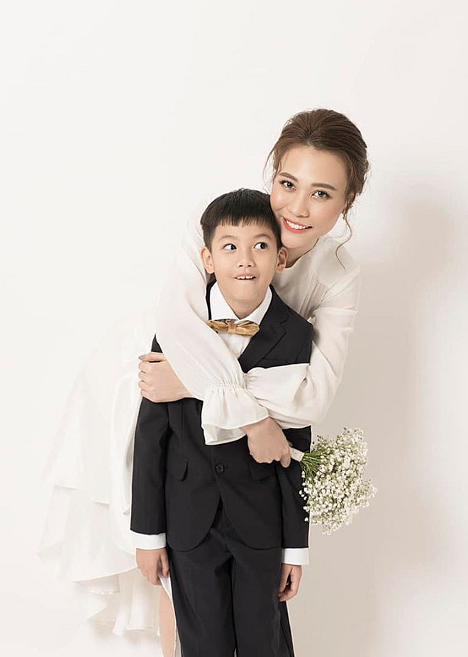Mối quan hệ của Đàm Thu Trang và bé Subeo khá tốt đẹp khi cả hai thường xuyên đi chơi cùng nhau thân thiết như một Shbet111 slot, casino, thể thao, xổ số. Subeo cũng góp mặt trong bộ ảnh cưới của bố với mẹ kế.