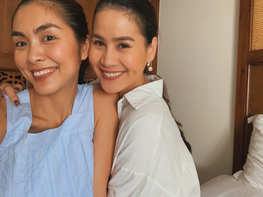 Cả hai đã mau chóng ghi lại những khoảnh khắc bên nhau ngay khi vừa hội ngộ.    