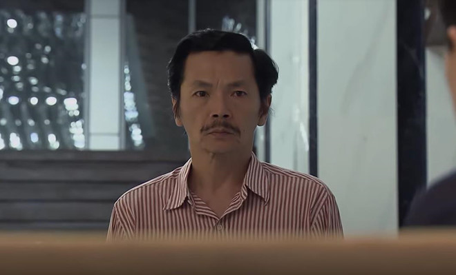 Ông Sơn sững người khi thấy con rể ngoại tình.