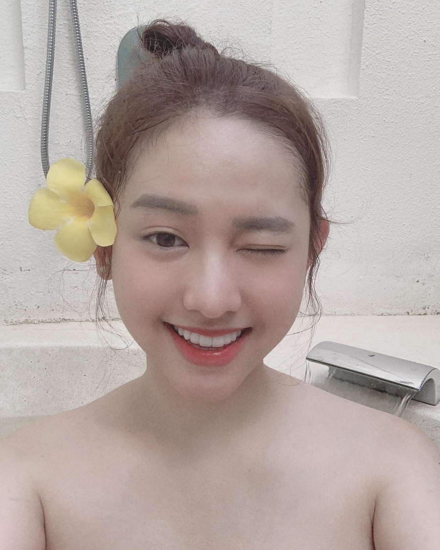 1563702040-430-hot-girl-thuy-vy-day-cach-chua-mun-boc-hieu-qua-bang-kho-qua-59364622_198736587767039_8449452541383063076_n-1563685886-width1440height1800