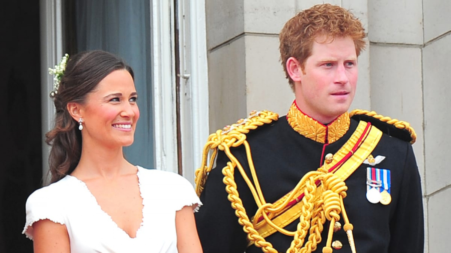 Hoàng tử Harry và Pippa vào năm 2011