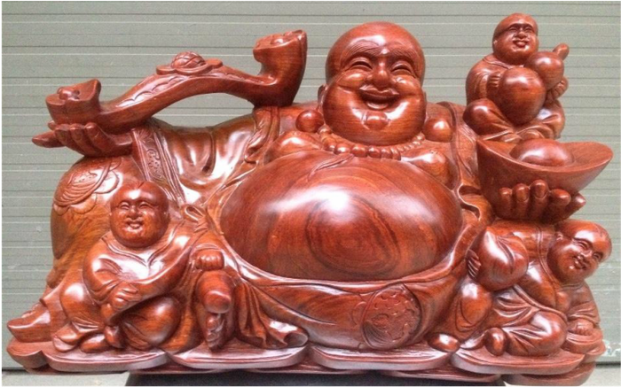 Tượng Phật Di Lạc hút lộc