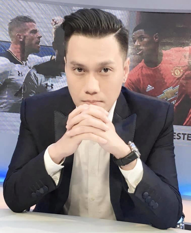 Việt Anh chia sẻ dòng trạng thái lạ trên trang cá nhân.