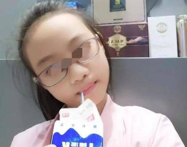 Bảo Bảo cô bé đáng thương