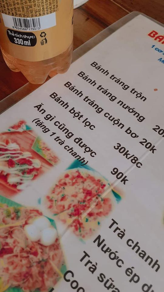 Tờ menu đang gây sốt trên mạng xã hội.