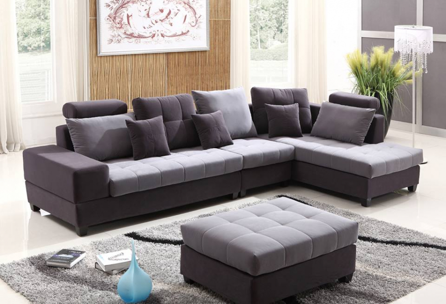 Không đặt sofa thẳng cửa chính
