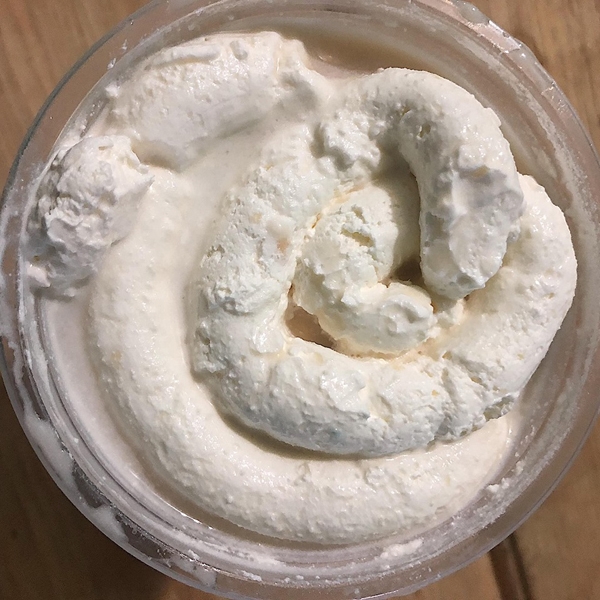 Lớp kem cheese trong cốc hồng trà sữa khiến nhiều người choáng váng.