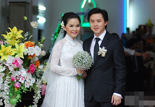 Ca sĩ Thu Ngọc và chồng Việt kiều chia tay sau nhiều năm gắn bó