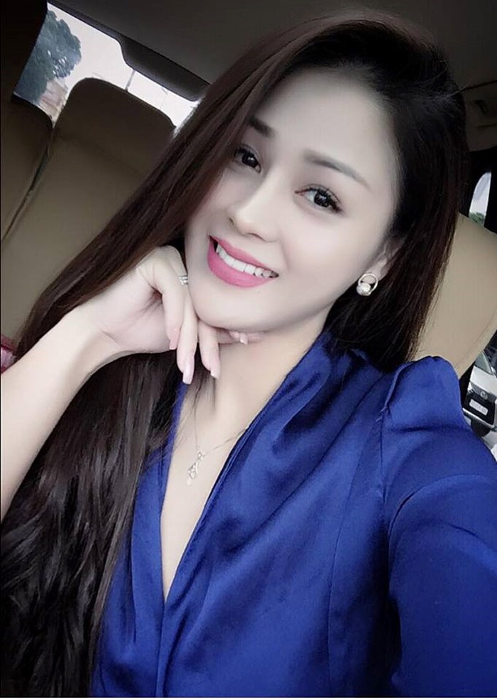 Nhiều người vẫn nghĩ rằng xinh đẹp như cô phải cặp với đại gia nhưng Thu Trang chia sẻ cô chẳng có ai bên cạnh hỗ trợ mình mà phải tự lập làm tất cả.