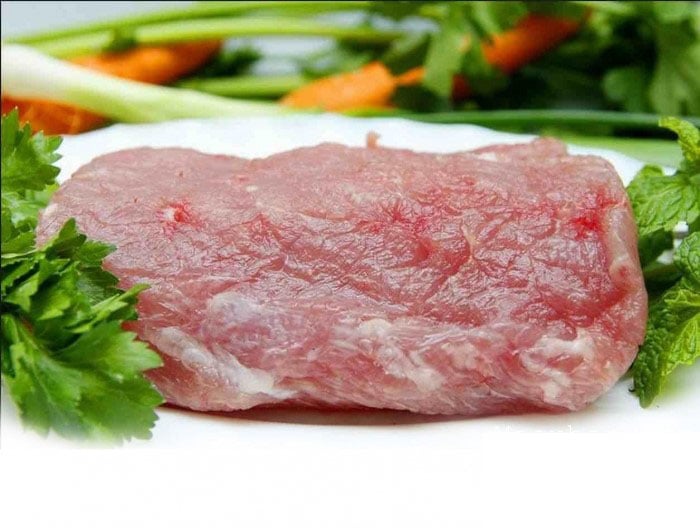 Thịt nạc giúp thai nhi phát triển chiều cao